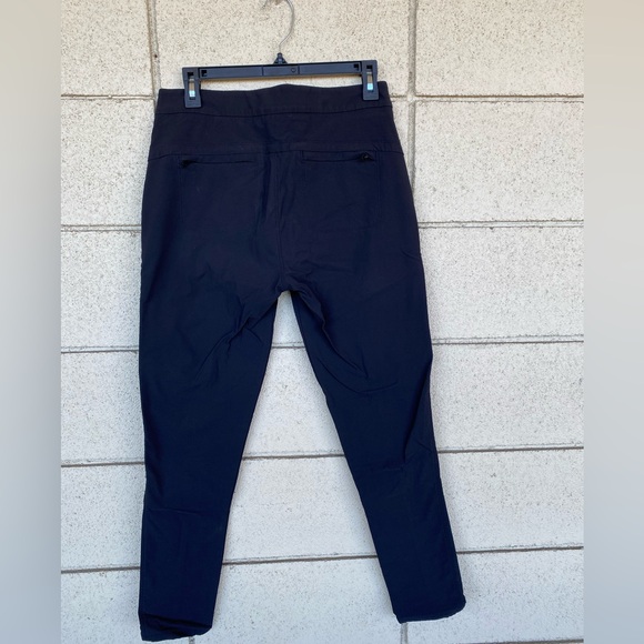 Athleta Wander Utility Athletic Pants Black Size 8 - Picture 3 of 4